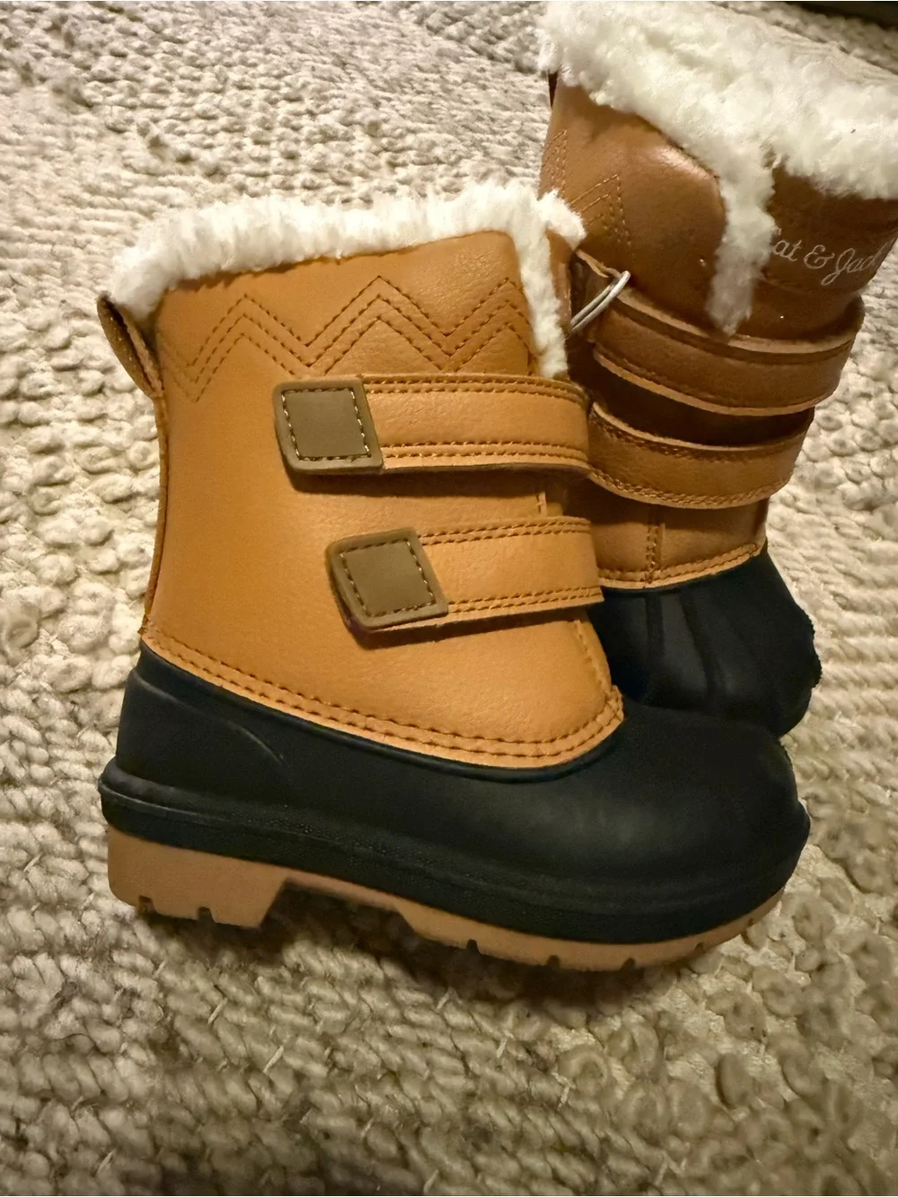 Cat & Jack Kids' Tan and Black white Faux-Fur Winter Boots 7c 7t nwt